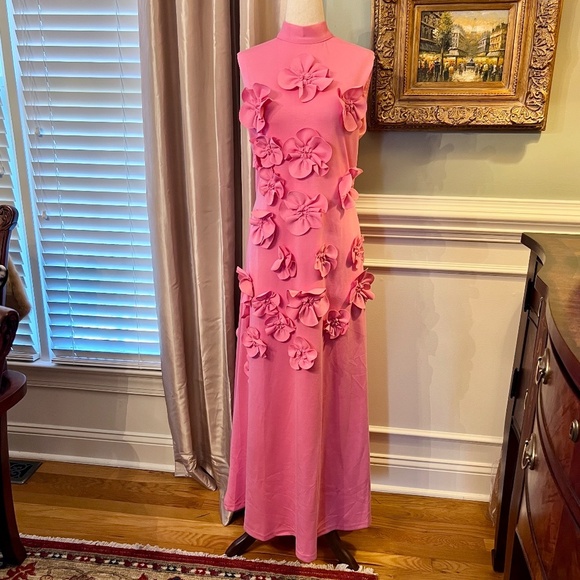 NWOT Womens 3D Flowers Bubblegum Pink Sleeveless Maxi Dress Stretch Jersey LARGE - Picture 6 of 10